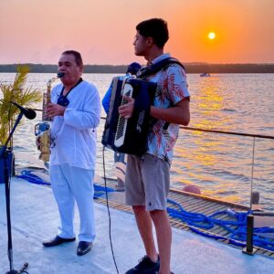 Catamarã Entardecer do Sol